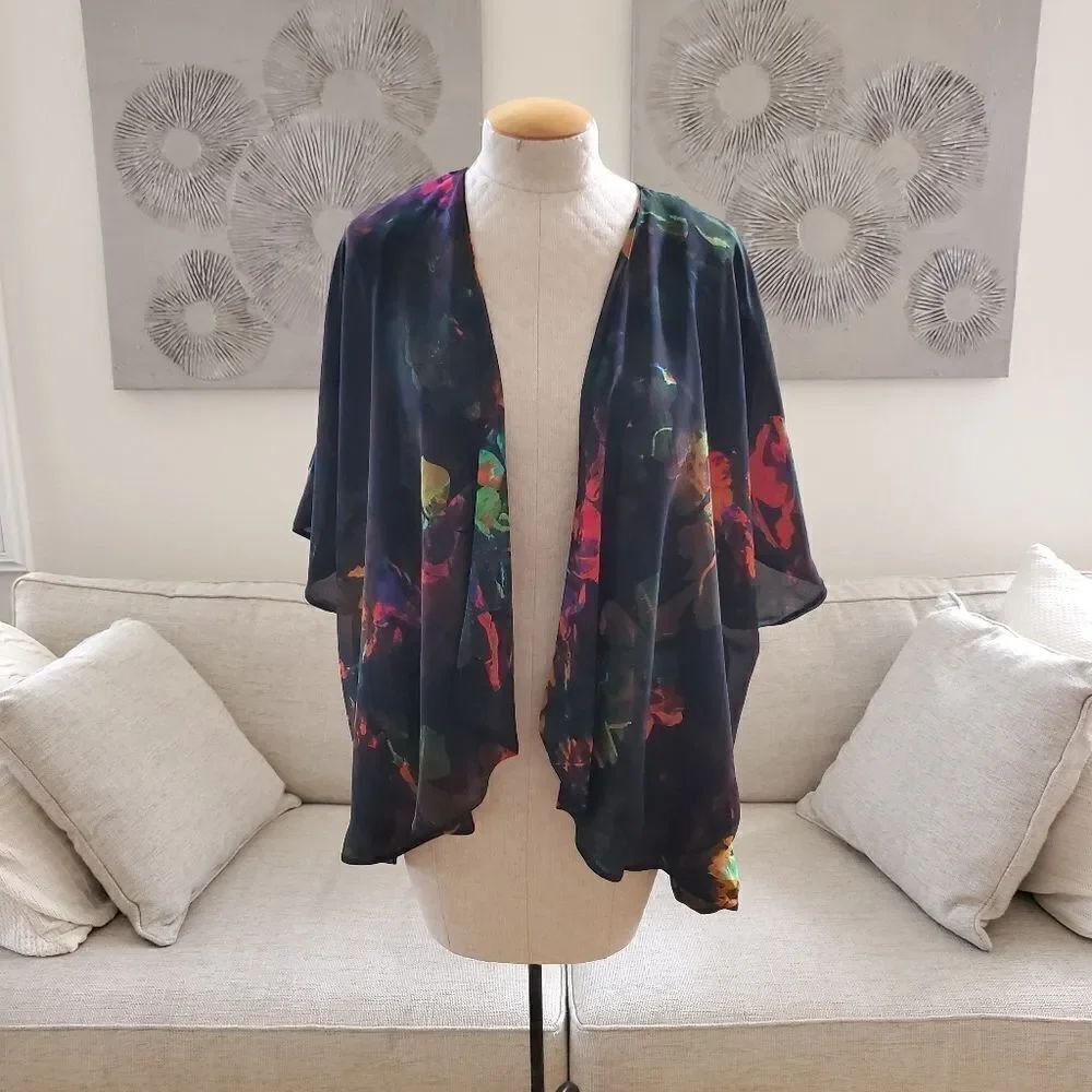 H&M Black Floral Kimono